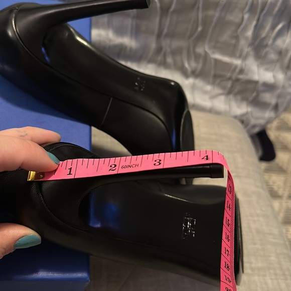 Stuart Weitzman Royal 100 Black Napa Leather Heels - Picture 11 of 11
